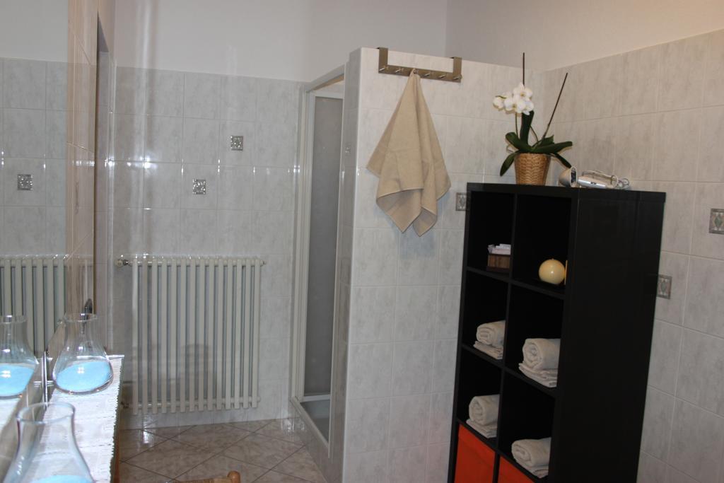 La Madonnina Apartment Villa di Tirano Phòng bức ảnh