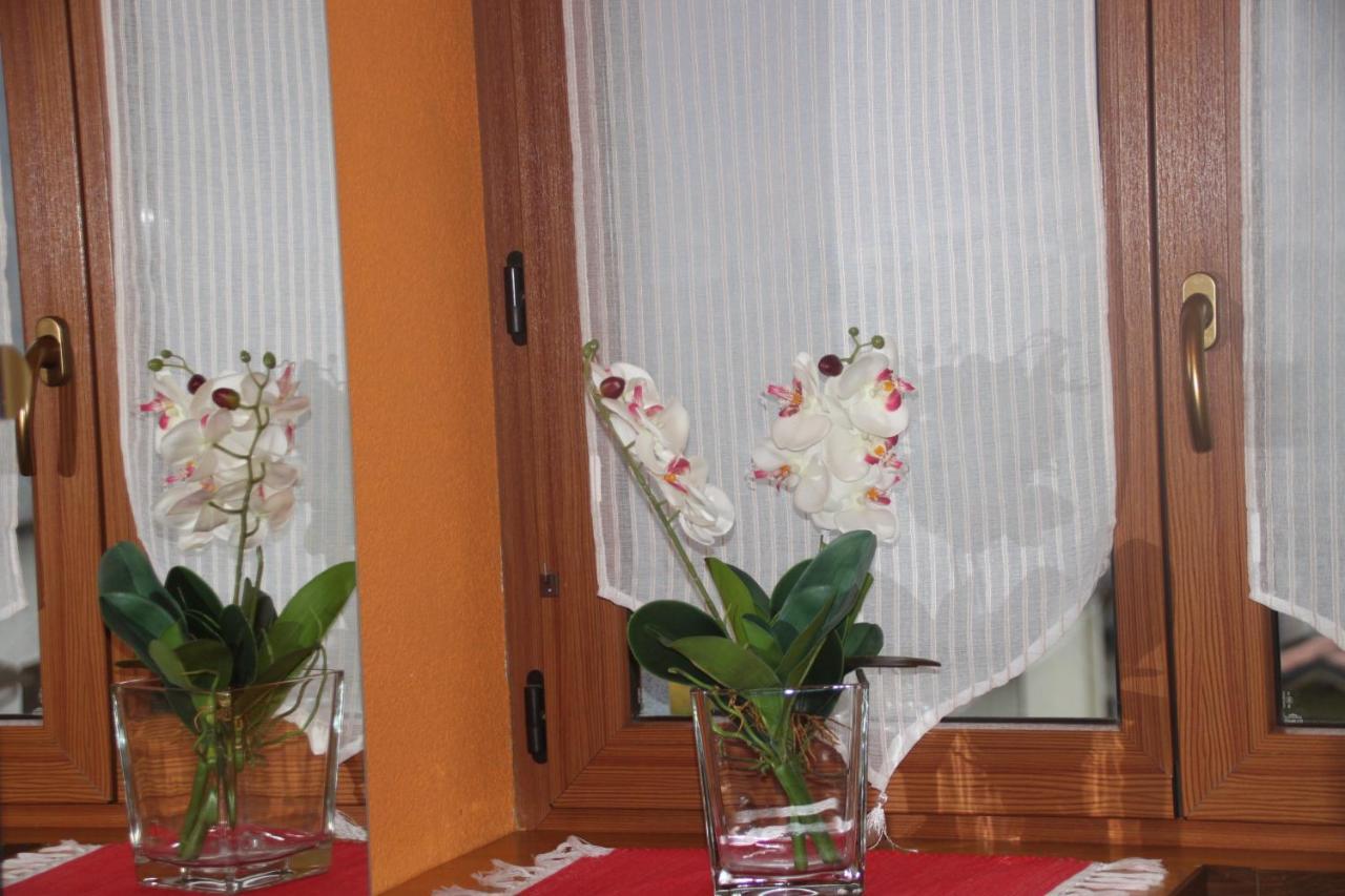 La Madonnina Apartment Villa di Tirano Ngoại thất bức ảnh